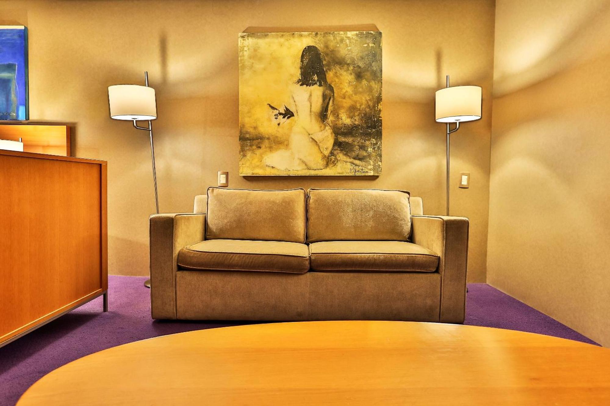 Camino Real Santa Fe Hotel Mexico-stad Buitenkant foto A painting by the artist